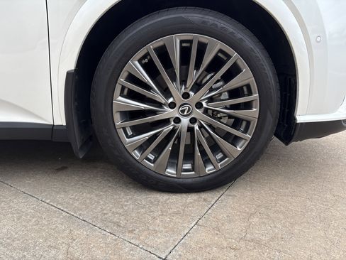 Used 2024 Lexus RX 350 AWD image 13