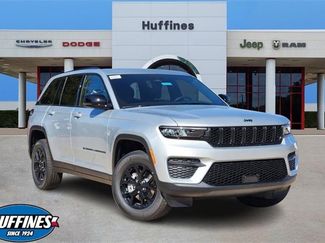 New 2025 Jeep Grand Cherokee Altitude video 1