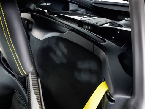 Used 2025 Porsche 718 Cayman GT4 RS image 49