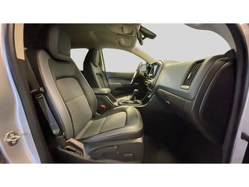 Used 2020 Chevrolet Colorado Z71 AWD/4WD image 16