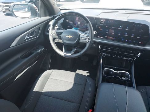 New 2026 Chevrolet Traverse LT w/ Enhanced Driving Package FWD image 15