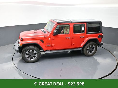 Used 2018 Jeep Wrangler Unlimited Sahara w/ Dual Top Group image 47