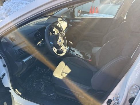 Used 2024 Subaru Impreza 2.0i image 9