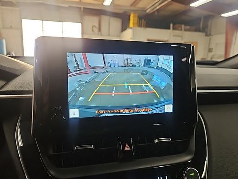 Used 2023 Toyota Corolla Cross XSE image 25