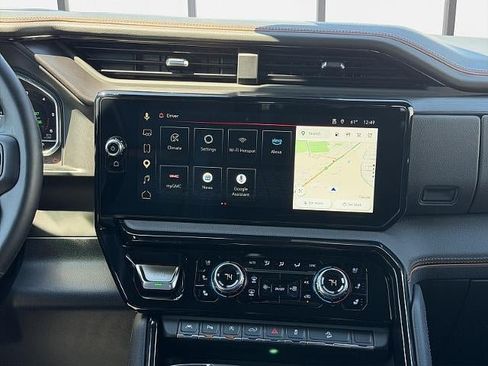 Used 2025 GMC Sierra 1500 AT4 w/ AT4 Preferred Package AWD/4WD image 24