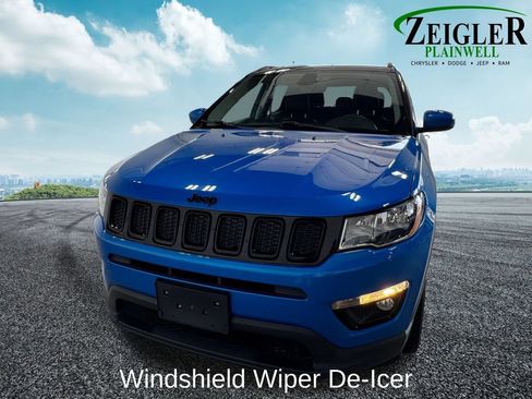 Used 2018 Jeep Compass Latitude w/ Popular Equipment Group AWD/4WD image 9