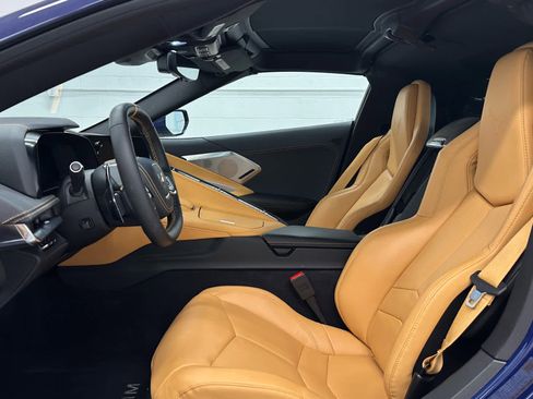 Used 2025 Chevrolet Corvette 2LT w/ Z51 Performance Package image 11