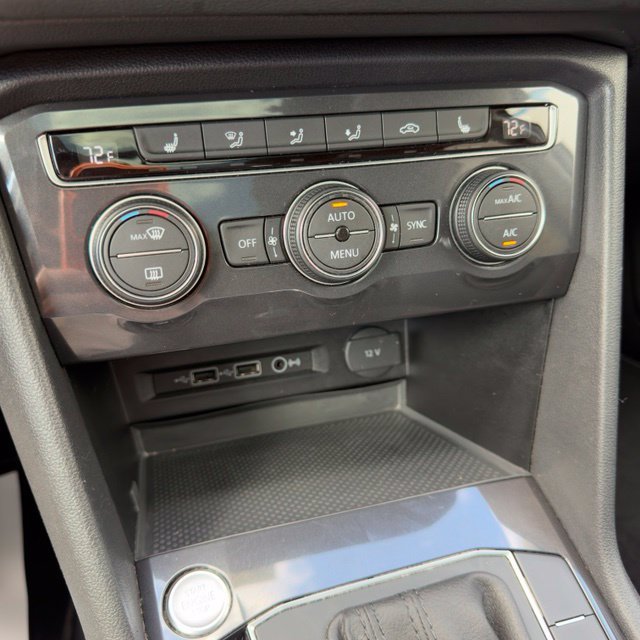 Used 2019 Volkswagen Tiguan SE w/ Panoramic Sunroof Package AWD/4WD image 23