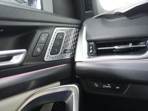 Used 2025 BMW X2 M35i image 21