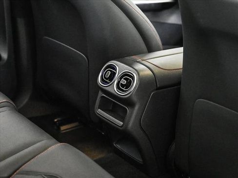 Certified 2025 Mercedes-Benz GLC 43 AMG 4MATIC w/ Driver Assistance Package image 19