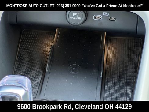 New 2026 Volvo XC40 B5 Ultra w/ Protection Package Premier image 21