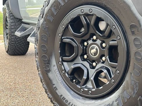 Used 2024 Ford Bronco Wildtrak AWD/4WD image 2