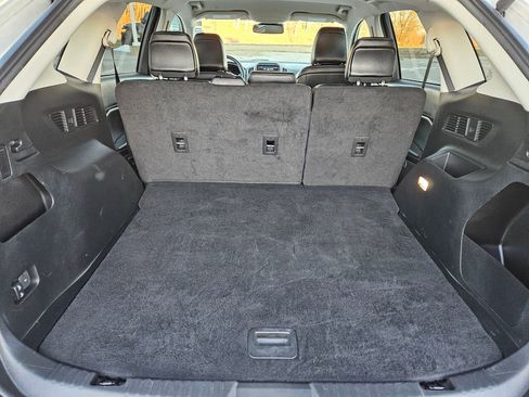 Used 2022 Ford Edge SEL w/ Convenience Package image 32