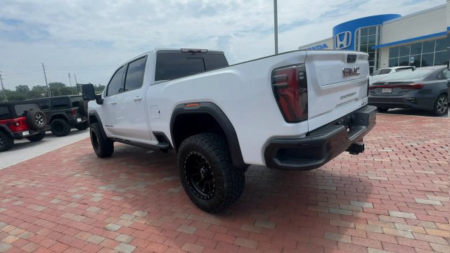 Used 2026 GMC Sierra 2500 AT4X AWD/4WD image 9