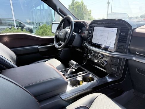 Used 2022 Ford F150 Lariat AWD/4WD image 9