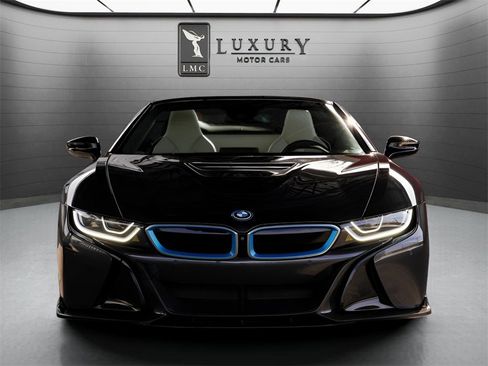 Used 2019 BMW i8 Roadster image 10