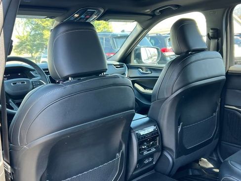 Used 2024 Jeep Grand Cherokee L Altitude image 36