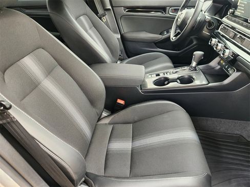 Used 2025 Honda Civic image 12