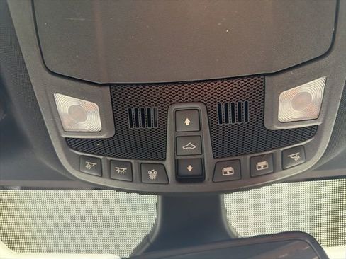 Used 2024 Ford Edge ST-Line image 38