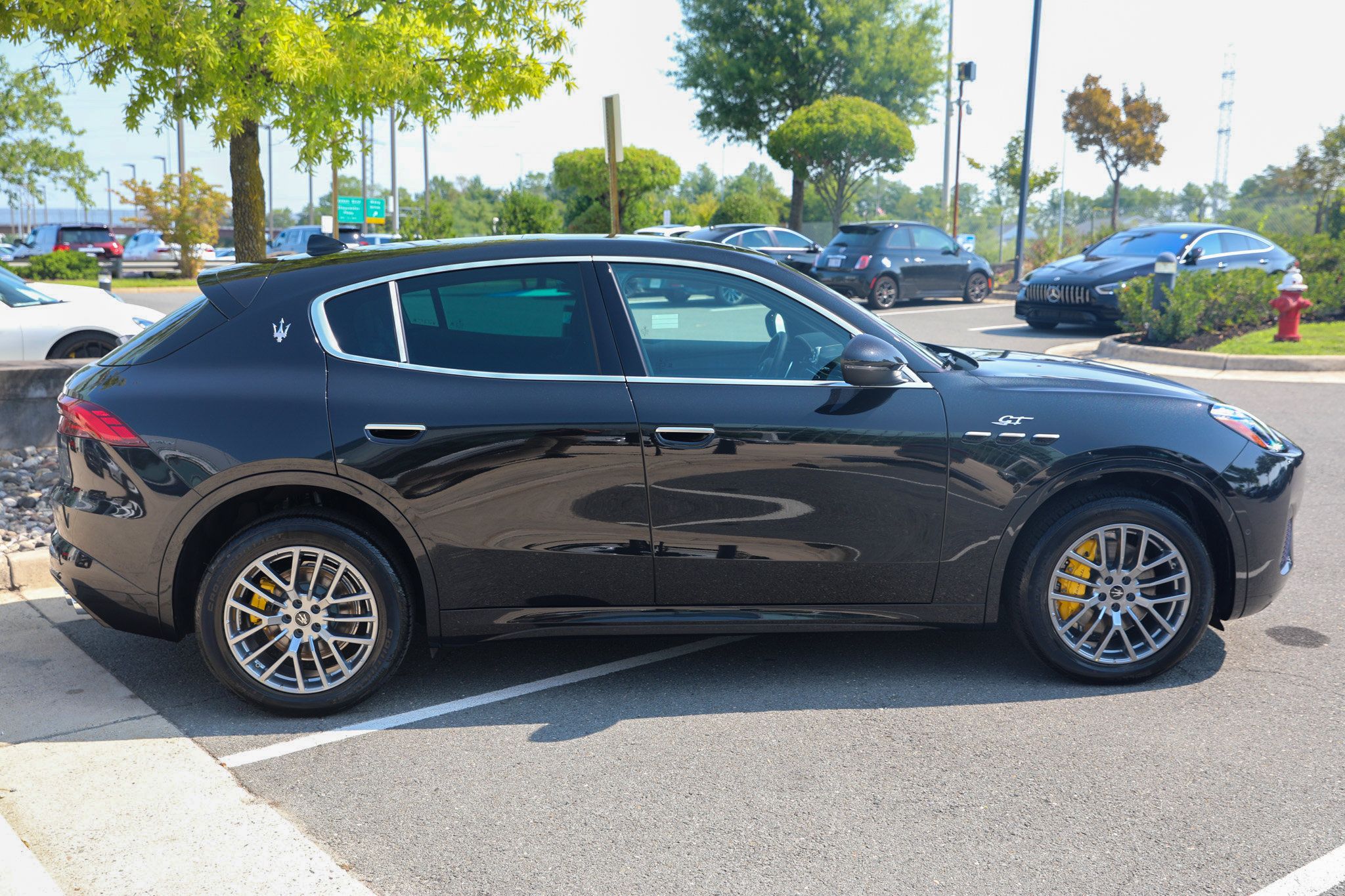 Used 2024 Maserati Grecale Modena AWD/4WD image 4