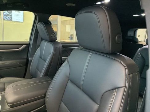 New 2026 GMC Acadia Elevation w/ Elevation Premium Package image 18