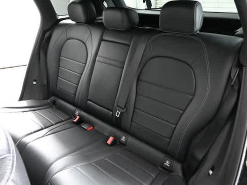 Used 2018 Mercedes-Benz GLC 300 4MATIC image 14