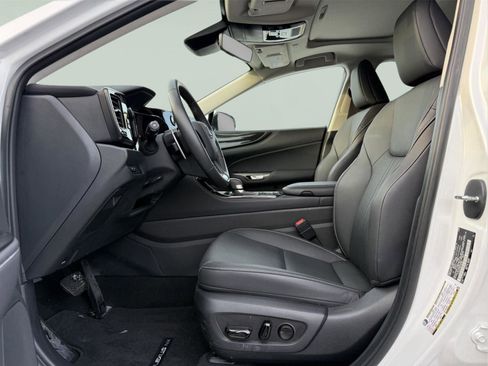 Used 2025 Lexus NX 250 AWD w/ Cold Area Package image 11