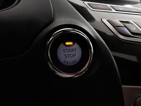 Used 2019 INFINITI QX60 Luxe w/ Essential Package image 30