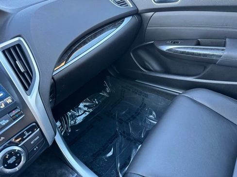 Used 2018 Acura TLX image 23
