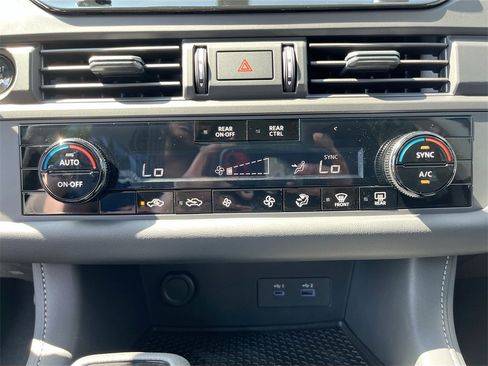 Certified 2025 Nissan Pathfinder S image 14