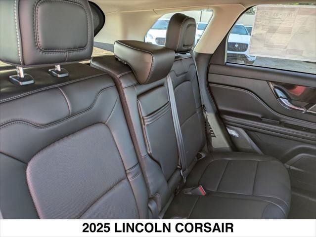New 2025 Lincoln Corsair Grand Touring w/ Equipment Group 301A AWD/4WD image 13
