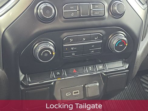 Used 2020 Chevrolet Silverado 1500 LT image 23