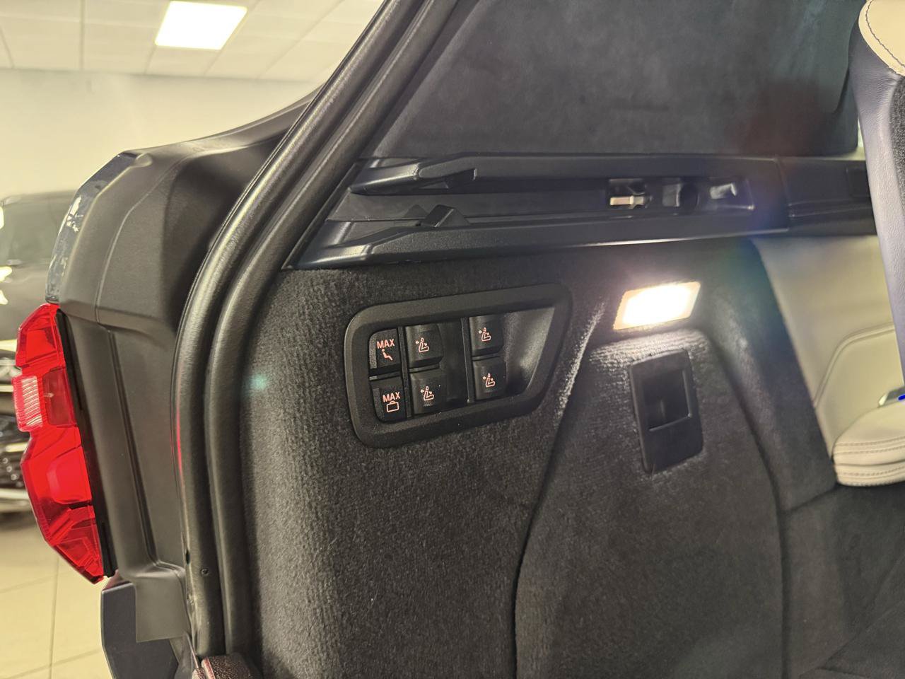 Used 2019 BMW X7 xDrive50i w/ Executive Package AWD/4WD image 40