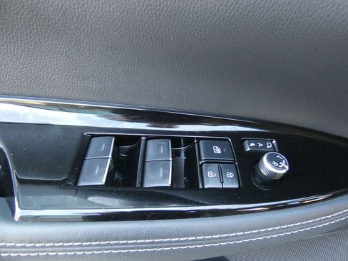 Used 2023 Toyota Mirai image 46