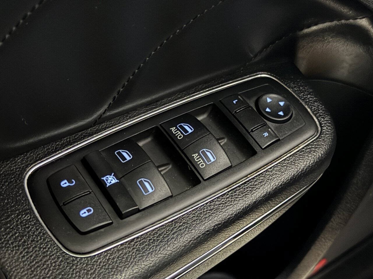 Used 2014 Dodge Charger R/T AWD/4WD image 28