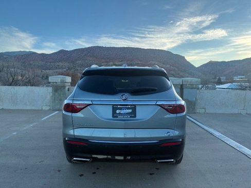 Used 2024 Buick Enclave Premium image 7