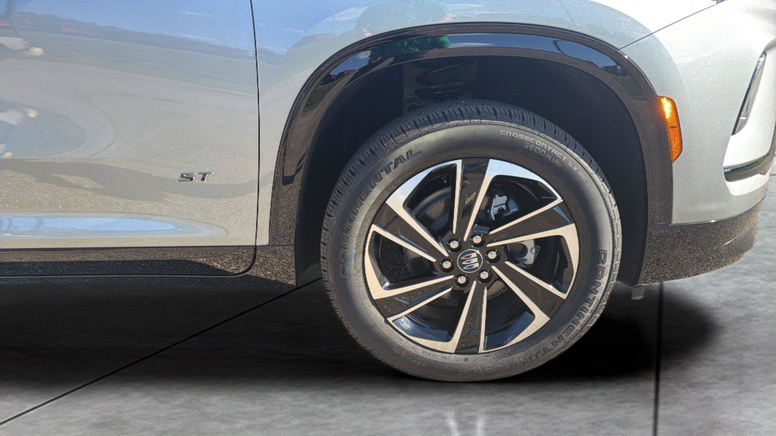 New 2026 Buick Enclave Sport Touring w/ Power Package AWD/4WD image 30