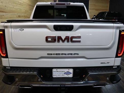 Used 2019 GMC Sierra 1500 SLT w/ SLT Premium Plus Package AWD/4WD image 4