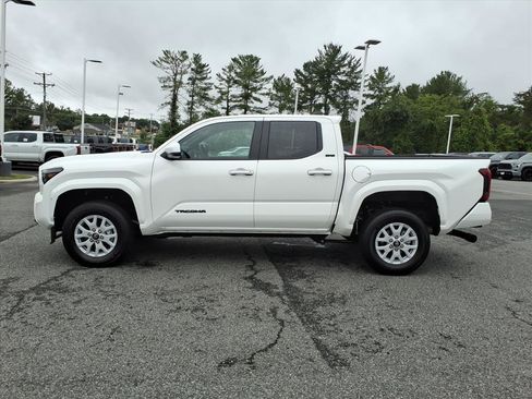 New 2026 Toyota Tacoma SR5 AWD/4WD image 6
