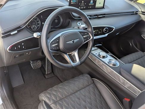 Used 2025 Genesis GV70 3.5T Sport w/ Sport Advanced Package image 10