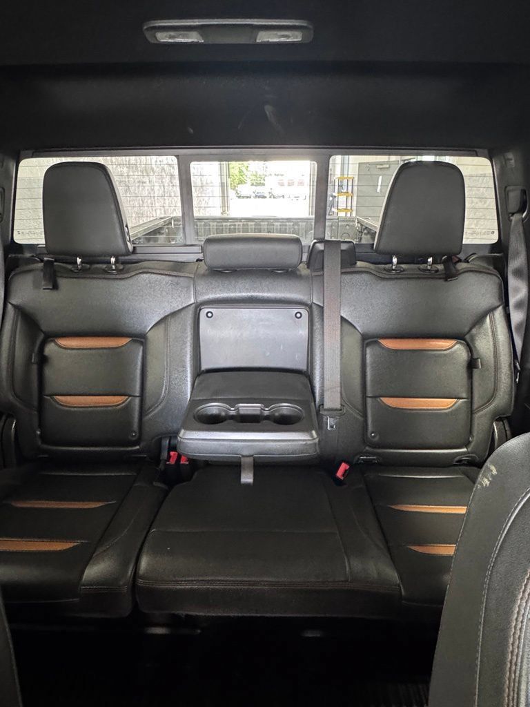 Used 2024 GMC Sierra 2500 AT4 w/ AT4 Premium Plus Package AWD/4WD image 29