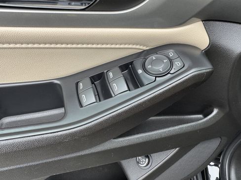 Certified 2022 Chevrolet Traverse LT image 13