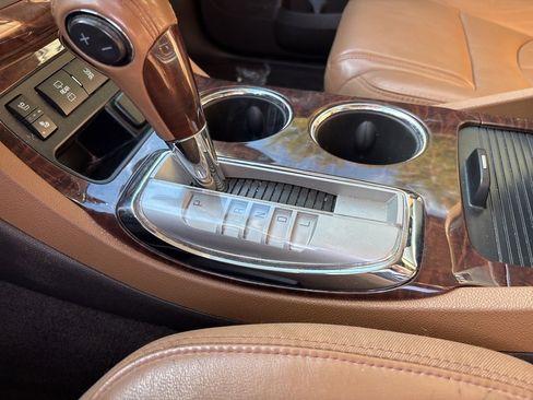 Used 2016 Buick Enclave Premium image 21