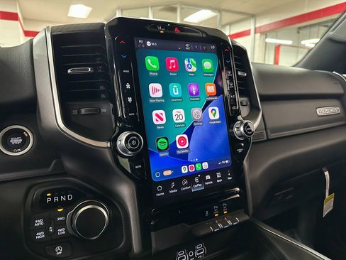 New 2026 RAM 1500 4x4 Crew Cab image 27