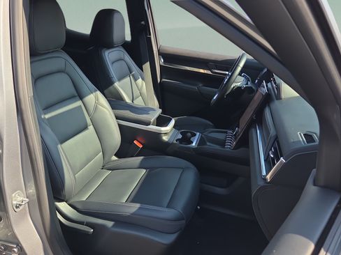 Certified 2026 GMC Terrain Elevation w/ Elevation Premium Package FWD image 19