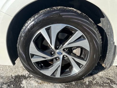 Used 2023 Subaru Legacy Premium image 31