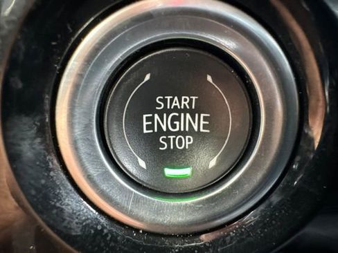 Used 2024 GMC Sierra 1500 SLT image 35