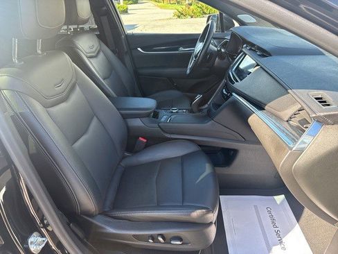 Certified 2025 Cadillac XT5 Premium Luxury image 21