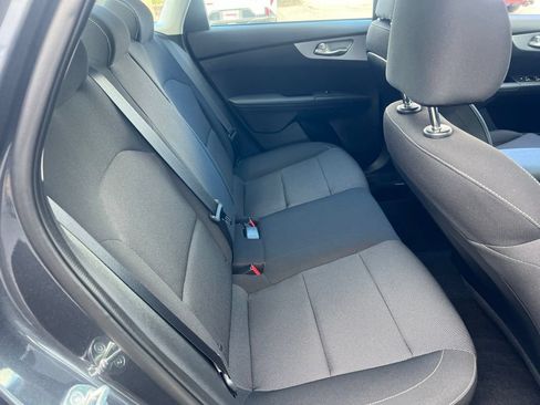 Certified 2023 Kia Forte LXS FWD image 12