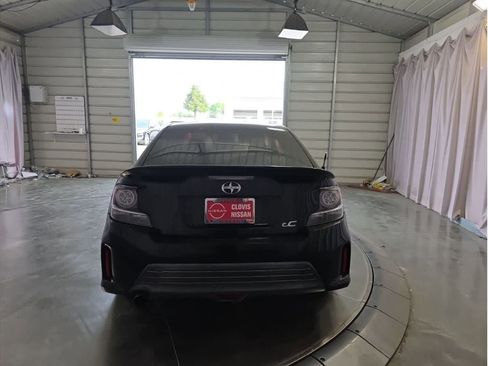 Used 2015 Scion tC image 9